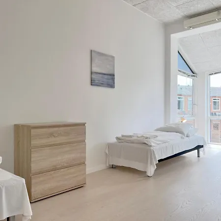 Spacious Modern 3 Bedroom With Balcony Located In The Charming Harbour City, Gilleleje, *