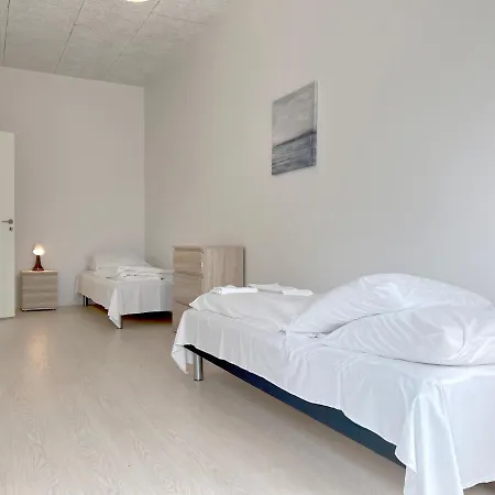 Spacious Modern 3 Bedroom With Balcony Located In The Charming Harbour City, Gilleleje, Διαμέρισμα
